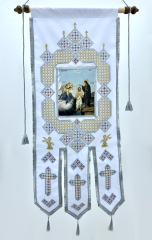Хоругвы вышитые (пара) с комплектом икон