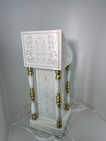 Аналой бічний, 43х43 см, (Висота 117-93см) 