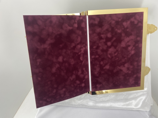 Євангеліє напрестольне, 42,5х30см церковнословянськ. мовою 