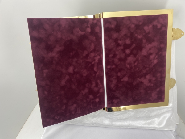 Євангеліє напрестольне, 42,5х30см церковнословянськ. мовою 