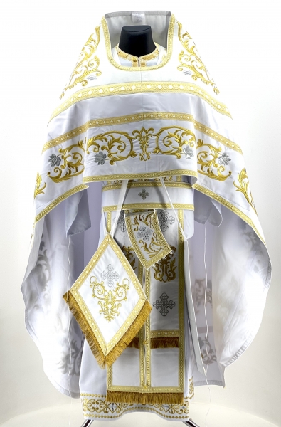 Облачення священника вишите на габардині, вишивка "Роза" з пришивним галуном