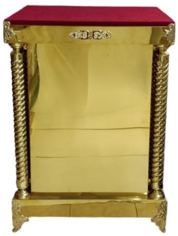 Жертвенник с высувной  полкой