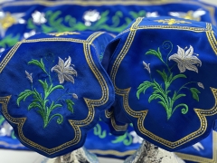 Покровці та воздухи, вишиті на оксамиті, вишивка "Лілії"