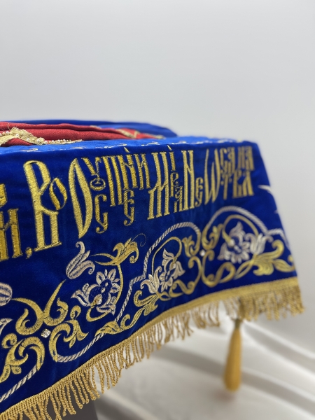 Плащаниця Богородиці на оксамиті 120х80см (вишивка виноград, вишита та розсшита середина) 2