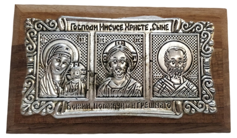 Автомобильный тройник (метал.+дер.) 