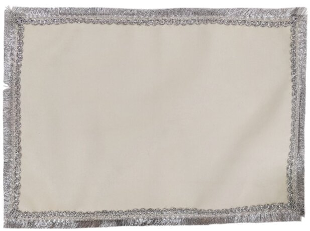 Накидка габардиновая, без вышивки, с дешевой бахрамой