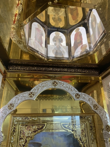 Жертовний кіот з іконою 260х70х80