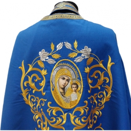 Облачення священника грецький крій, вишите на габардині з пришитим галуном, вишивка "Троянда, вишита середина"