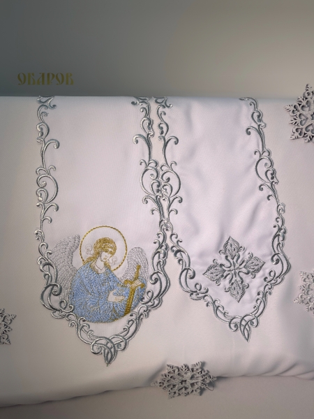 Закладка з вишитим ліком