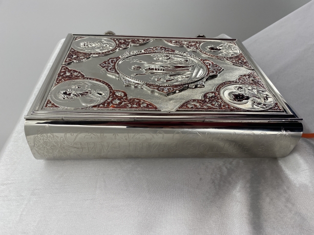 Євангеліє напрестольне (Церковнослов`янською мовою) 28х22х7см