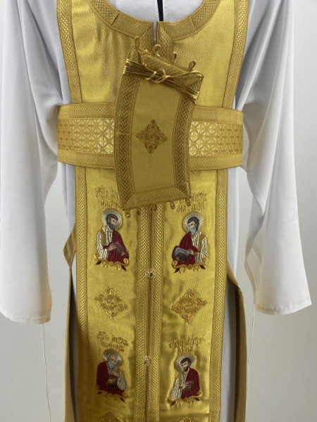 Облачення священника комбіноване з парчі, з вишитим опліччям