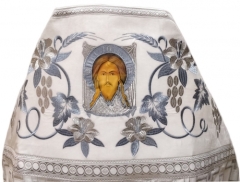 Облачення священника комбіноване з парчі з вишитим оплеччям Тканина &quot;Патріарший хрест&quot; Вишивка &quot;Лілія&quot;