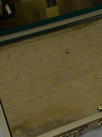 Ковчег на 88 капсул 45х65см (висота 11см) 