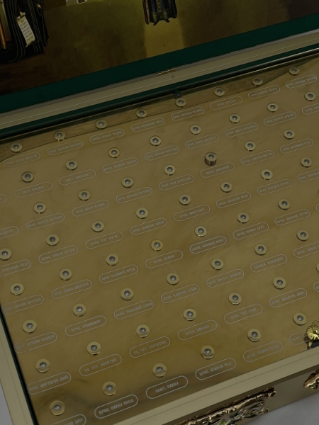 Ковчег на 88 капсул 45х65см (висота 11см) 