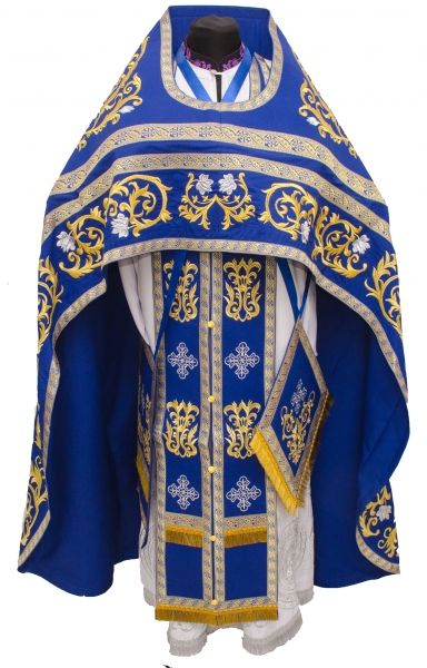 Облачение священника, вишитое на габардине, вишивка