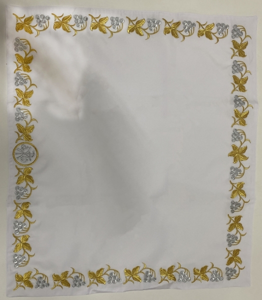 Илитон вышитый, вышивка 