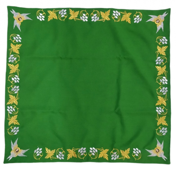 Илитон вышит, вышивка