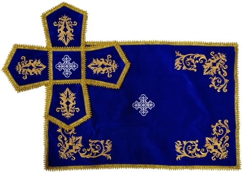 Облачение священника комбинированное из парчи , с вишитим оплечием, вышивка