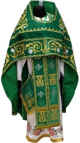 Облачение вишитое на бархате, вишитая середина с иконами, вишитий галун