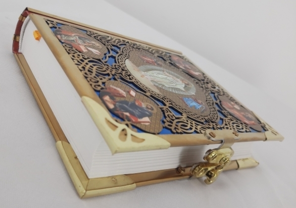 Євангеліє напрестольне (Українською мовою) 15,5х11,5х3см