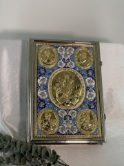 Євангліє напрестольне (Церковнослов'янською мовою) 42,5х30х6см