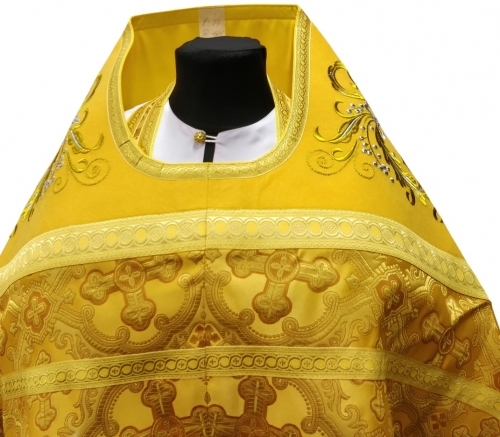 Облачение священника комбинированное из парчи