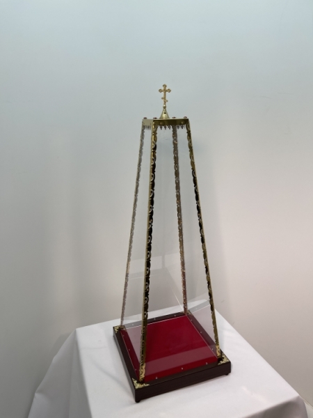 Колпак на Дарохранительницу из оргстекла с булатными элементами на лазерной резке и крестом вылит литвом 23х54х11