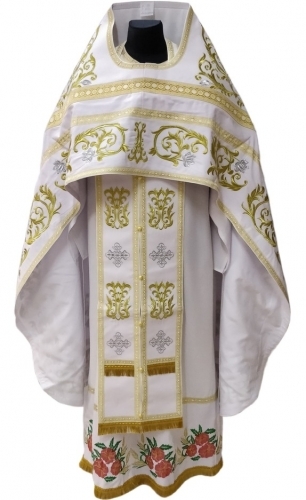 Облачение священника, вишитое на габардине, вишивка