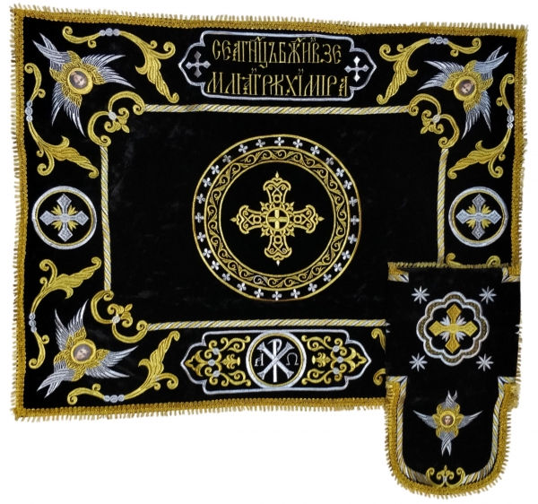 Покровцы и воздухи с вышивкой