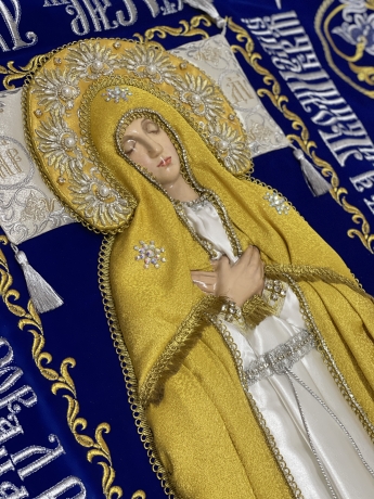 Плащаниця Богородиці на оксамиті 120х80см (Ангели, срібло) (вишивка виноград, вишита та розсшита середина)