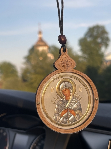 Подвеска с иконой вмч.Пантелеимона 