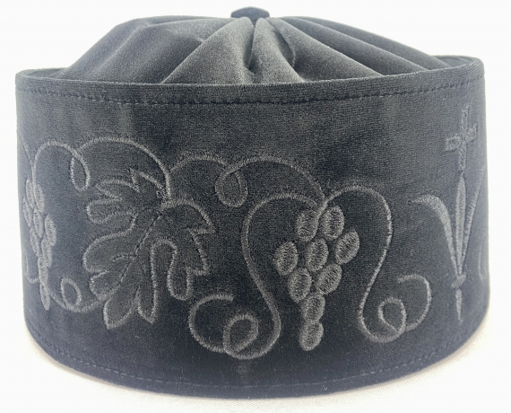 Скуфія грецька оксамитова, з вишивкою "виноград" 