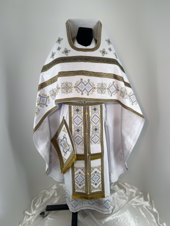 Облачення священника, вишите на габардині, вишивка "Вишиванка"