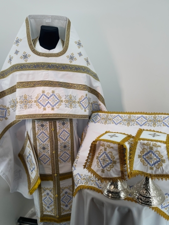 Облачення священника, вишите на габардині, вишивка "Вишиванка"