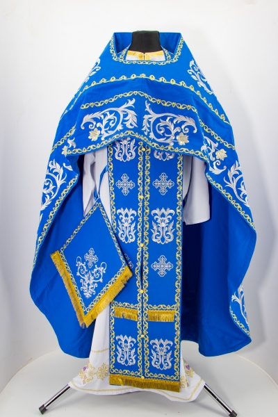Облачение священника, вишитое на габардине, вишивка