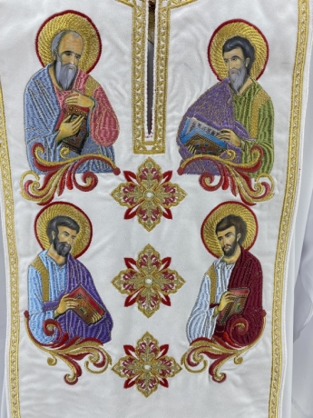 Комбіноване облачення священника вишите на оксамиті, з вишитими іконами, вишивка "Пасхальна"