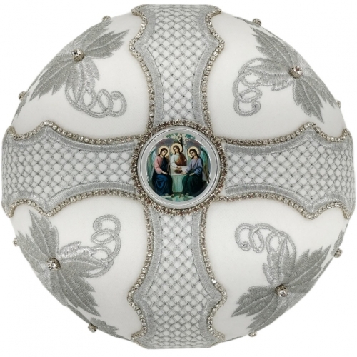 Митра Виноград