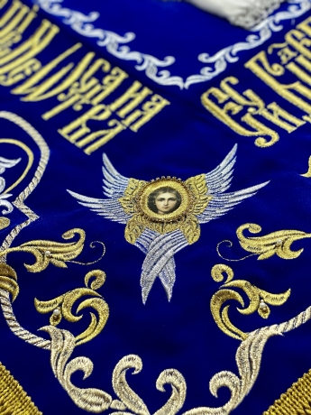Плащаниця Богородиці на оксамиті 120х80см (Ангели, срібло) (вишивка виноград, вишита та розсшита середина)