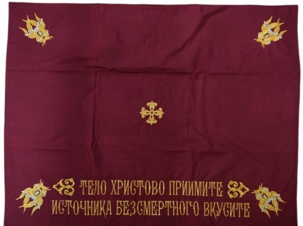 Плат вышитый 63х89