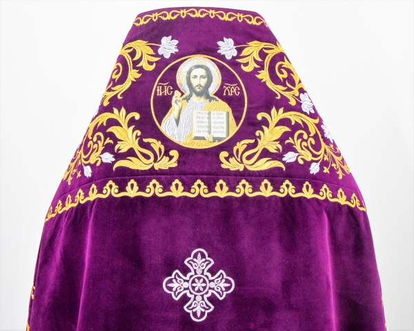 Облачение священника, вишитое на бархате, вишивка