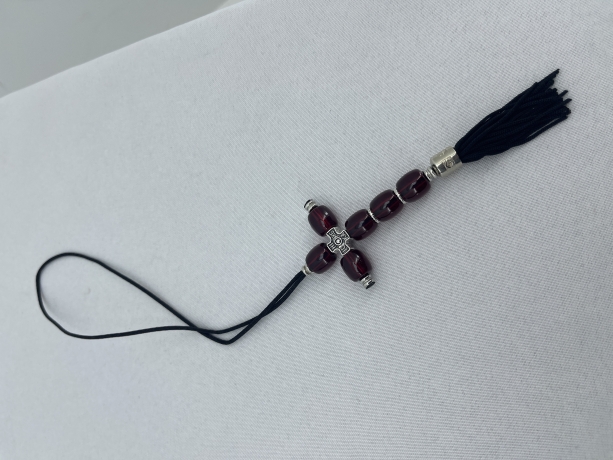 Підвіска в автомобіль "Хрест акрил" з китицею (в асортименті)