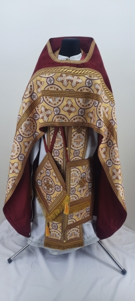 Облачення священника комбіноване з парчі, з вишитим опліччям