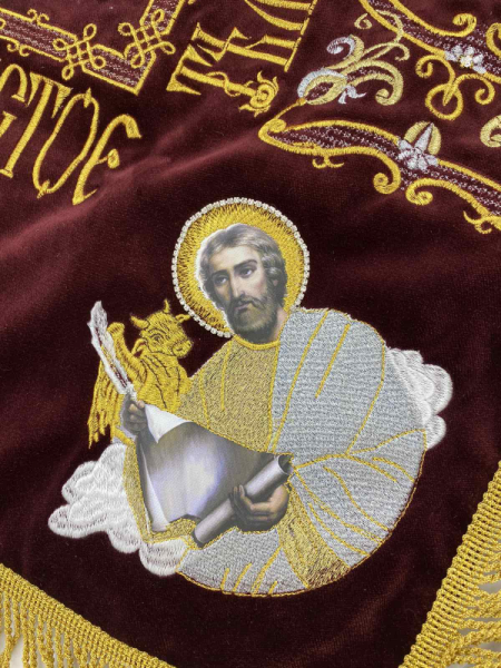 Плащаниця вишита на оксамиті церковнослов'янською мовою (вишивка Орнамент 2 з ангелами) 120х80см