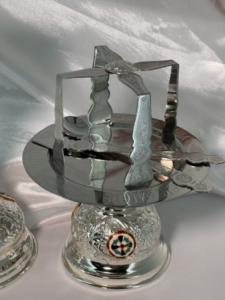 Потир-чаша з приладдям (1327)