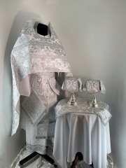 Облачення священника, з парчі з пришивним галуном