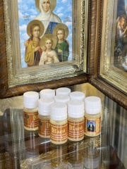 Масло освячене на мощах святих 