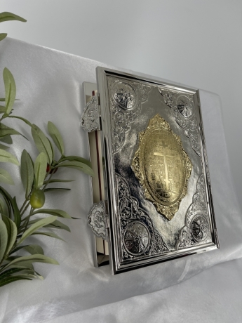 Євангеліє напрестольне (Церковнослов'янською мовою) 28х22см 