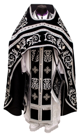 Облачення священника, вишите на оксамиті, вишивка "Троянда" з пришитим галуном