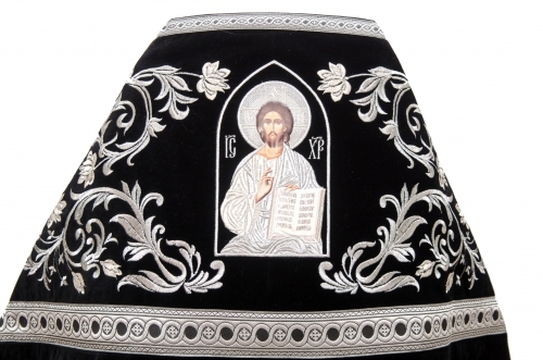 Облачение священника, вышитое на бархате, вишивка