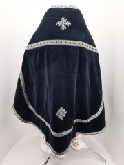 Облачення священника, вишите на оксамиті, з пришитим галуном
